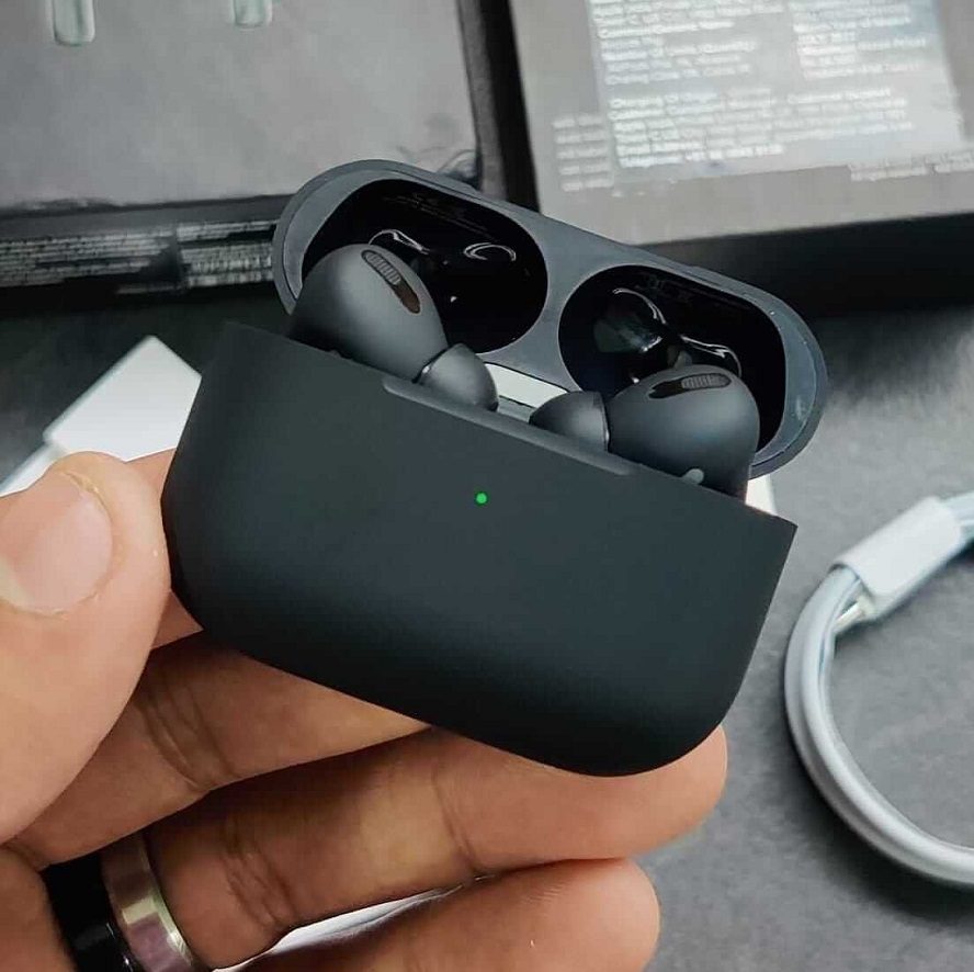 Black AirPods Pro 2 Wireless Bluetooth Earbuds With Charging Case preview 3